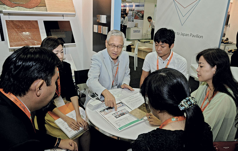 Trade visitors at BEX Asia 2014